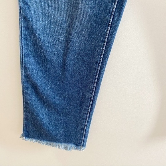Blank NYC NWT High Rise Exposed Button‎ Fly Straight Leg Jeans Frayed Hem 28 - Picture 4 of 9